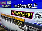 Úady v Japonsku varují ped vlnou tsunami. (1. ledna 2024)