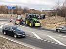 Nmetí zemdlci blokují nájezd na dálnici A17 u obce Börnersdorf poblí...