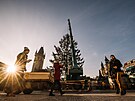 Kácení vánoního stromu na Staromstském námstí. (8. ledna 2024)
