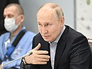 Ruský prezident Vladimir Putin na návtv nemocnice v Moskv (1. ledna 2024)