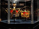 Dánské korunovaní klenoty na zámku Rosenborg - koruna krále Christiana V. a...