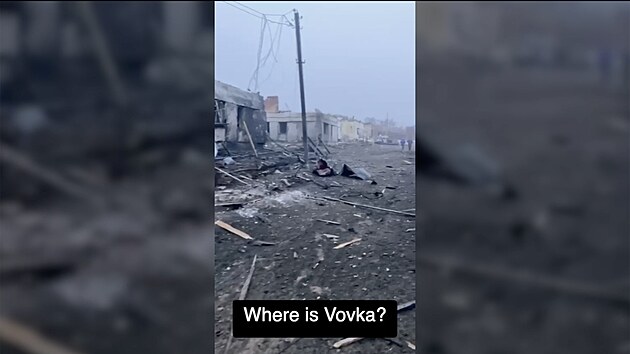 Rusko pi vzdunm toku na Ukrajinu omylem zashlo vlastn vesnici Petropavlovka ve Voronsk oblasti. (2. ledna 2024)