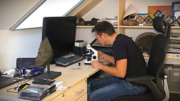 �esk� n�lezce a sb�ratel meteorit� a mikrometeorit� Zden�k Schneider (5. ledna 2024)