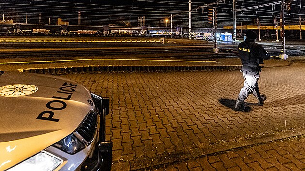 Policie vyetuje na vlakovm ndra v Hradci Krlov vradu. (4. ledna 2024)