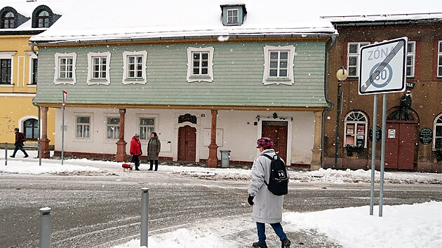 Star� radnice ve Vrchlab� se p�ipom�n� u� k roku 1596.