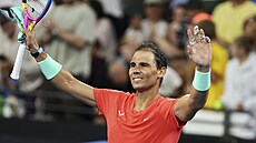 Rafael Nadal oslavuje vítzství nad Dominikem Thiemem na turnaji v Brisbane.