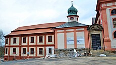 Poutní areál v Chlumu Svaté Maí na Sokolovsku prochází postupnou obnovou.