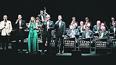 Glenn Miller Orchestra poprvé zavítal do Prahy v roce 1995. Od té doby t�leso...