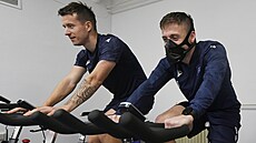 Luká� Mare�ek (vlevo) a Michal Bílek na startu teplické zimní p�ípravy.