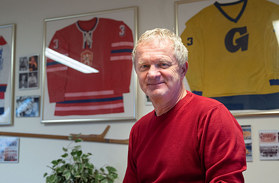 Bývalý hokejista, trenér a mana�er Zlína Zden�k Venera