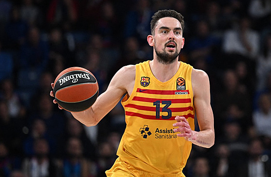 Tomá� Satoranský �ídí hru FC Barcelona.