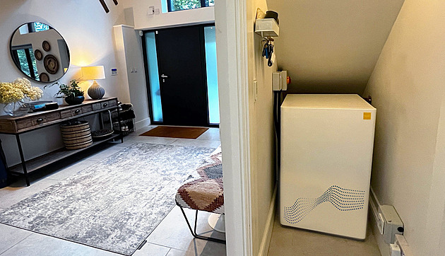 Britský startup znovu objevil akumulačky. Měly by pracovat jako kotel