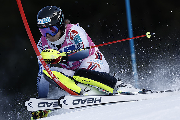 První kolo slalomu ve Wengenu vyhrál norský lyžař McGrath