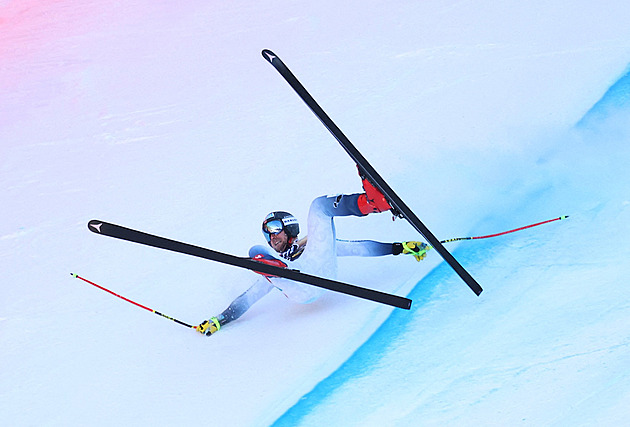 Kilde je po operaci, stará se o něj Shiffrinová. Sezona mu skončila