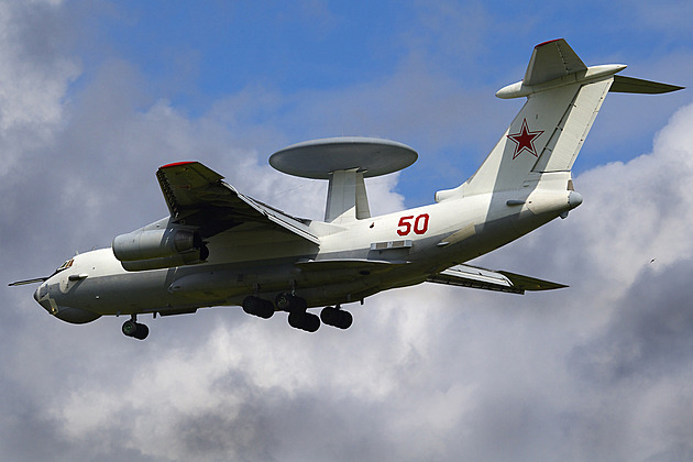 Druhý ruský výzvědný letoun A-50 sestřelen, hlásí ukrajinská armáda