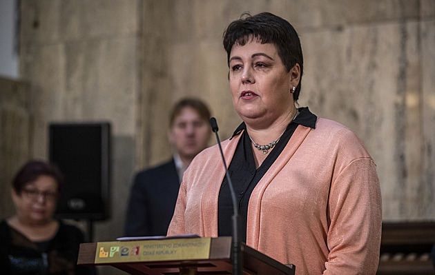 V Česku stále chybí vakcíny proti černému kašli. Válek mluví o aktuální situaci