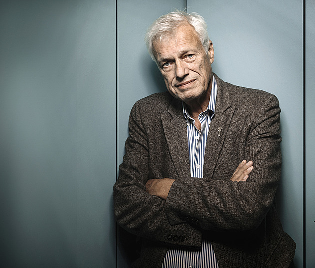 Nádory jsem vydloubl i prstem. Profesor Beneš o operaci mozku i konci civilizace