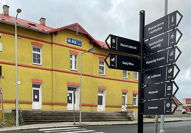 Návštěvníky provede po zajímavostech města Aš nový orientační systém