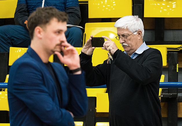 Souboj „čulibrků“. Neuráží mě to, je to motivace, říká kouč posledního Ústí