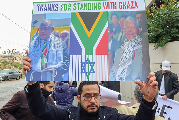 JAR na straně Palestiny. Lídry Izraele v Haagu vinili z „genocidní rétoriky“