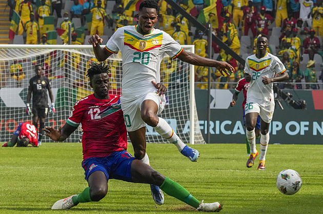 Fotbalisté Senegalu vykročili za obhajobou afrického titulu výhrou nad Gambií