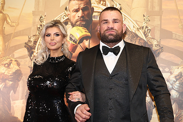 S Karlosem jsme také jen lidi z masa a kostí. Máme srdce, říká Lela Vémola