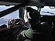 Francouzsk pilot si dl fotku na pamtku z kokpitu letounu AWACS, zatmco...
