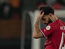 Egyptský útoník Mohamed Salah odchází ze hit v utkání s Ghanou.