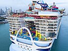 Nejvtí výletní lo svta Icon of the Seas piplouvá do pístavu v Miami (10....
