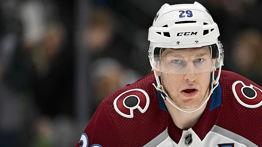 Kdo se hýbe, kraluje. Čím vyčnívá Nathan MacKinnon v NHL iDNES.cz