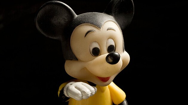 Mickey Mouse fascinuje cel generace dt.