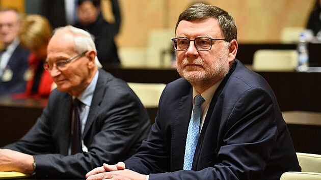 Ministr financ Zbynk Stanjura u stavnho soudu. (10. ledna 2024)