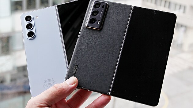 Honor Magic V2 a Samsung Galaxy Z Fold 5