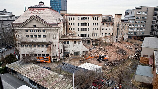 Zaalo bourn zadnho traktu Mstskch lzn v Plzni v rmci rekonstrukce objektu za dv miliardy. (17. ledna 2024)