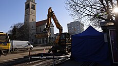 Opravy silnice se v Brn� v roce 2024 nevyhnuly ani Gajdo�ov� ulici. Lidé si st�ovali na jejich pomalé tempo.