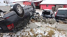 Opilý idi skonil s autem v plot autovrakovit. (13. ledna 2024)