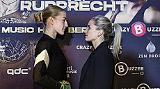 Fabiána Bytyqi (vlevo) se utká v Berlín� o sv�tový titul s Tinou Rupprechtovou.