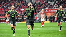 Václav �erný se raduje z gólu do sít� Mohu�e, Wolfsburg ale nakonec bral pouze...