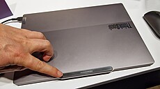 Spolenost Lenovo na veletrhu CES 2014 pedstavila nový koncept notebooku s...