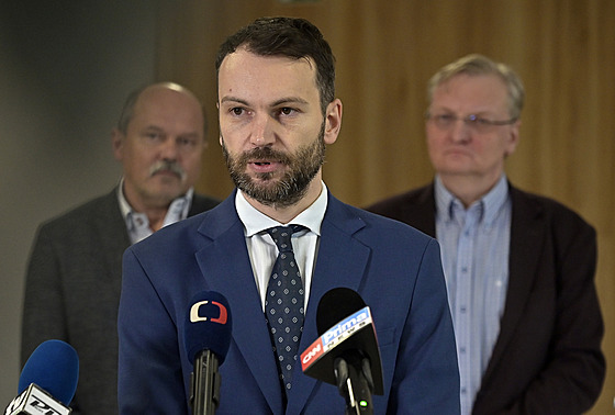 Prezident Agrární komory R Jan Doleal po jednání ve Vtrném Jeníkov (26....