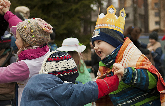 Ve t�íd� Studánka ��árské waldorfské mate�ské �koly kladou d�raz na slavení...
