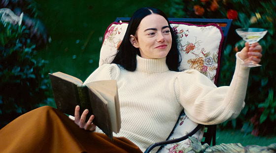 Emma Stone ve filmu Chudá�ci