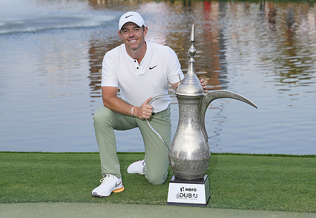 Golfista McIlroy tentokrát v Dubaji koncovku zvládl a získal čtvrtý titul