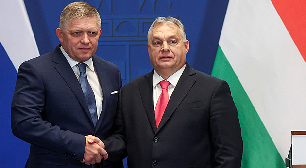 Naše rybky, naši lidi. Fico s Orbánem bojují za „své“ noční vlky