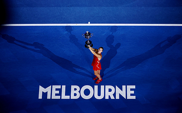 Sabalenková ovládla Australian Open, ve dvou setech porazila Čeng Čchin-wen