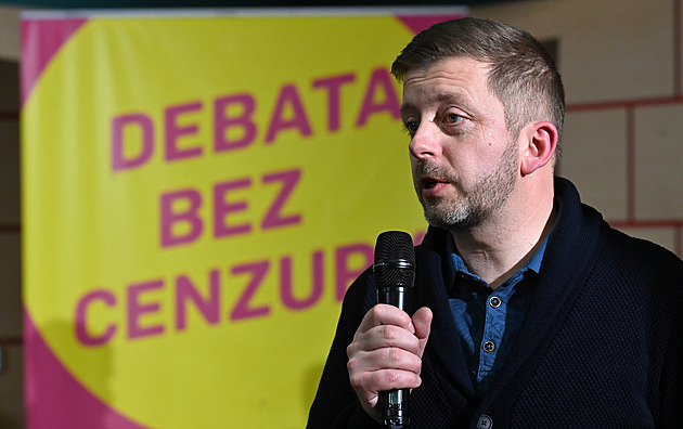 Rakušan pořádá další debatu „bez cenzury“, tentokrát pro Ukrajince v Česku