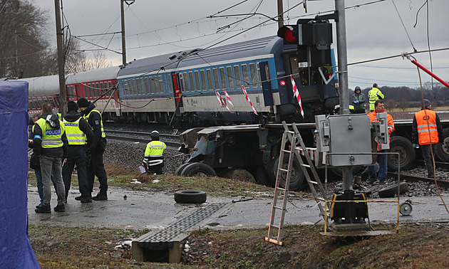 Na kontrolu musí 89 železničních přejezdů. Mimořádné měření si vyžádala tragická nehoda v Dolní Lutyni