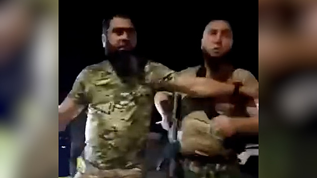 VIDEO: Kadyrovci se porvali s ruskými vojáky, kteří je zastavili na kontrolu
