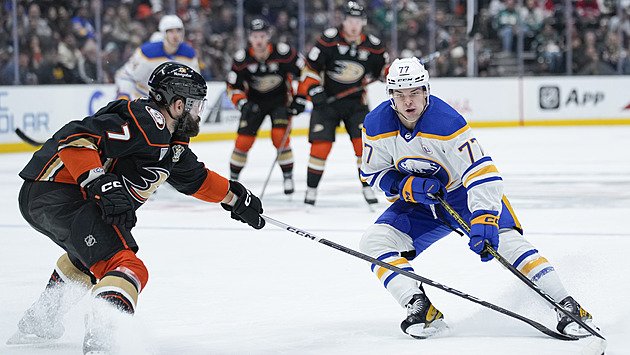 Gudas, Rutta a Zadina v NHL asistovali, Edmonton dál ničí soupeře