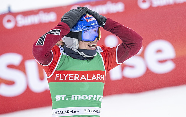 Vítězný návrat. Adamczyková ovládla snowboardcross ve Svatém Mořici